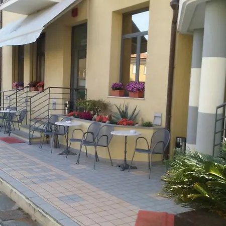 Europa 3* San Bartolomeo Al Mare