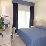 Europa Hotell 3*